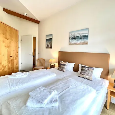 470, Seepark Apartament