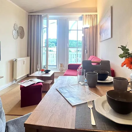 Apartment 470, Seepark *