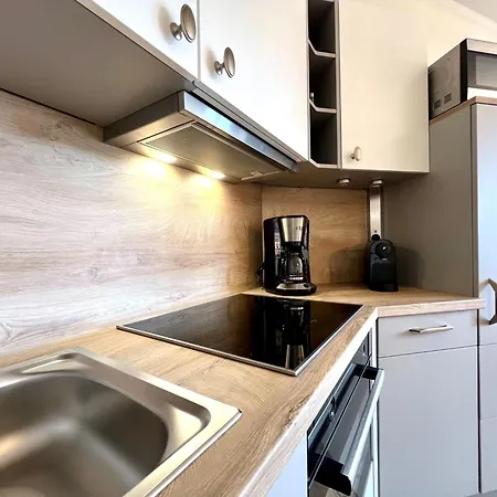 Apartment 470, Seepark *